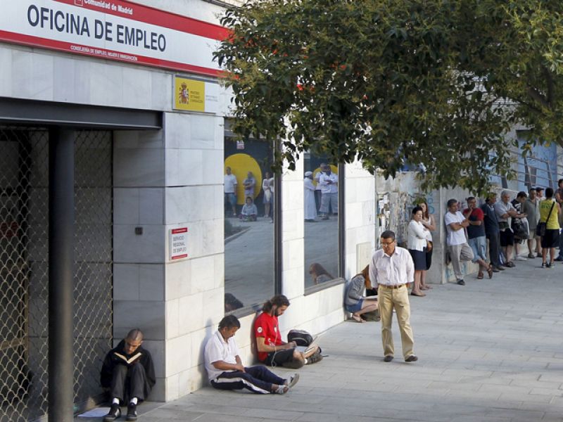 PP y sindicatos consideran bueno el dato del paro, pero aseguran que es puntual