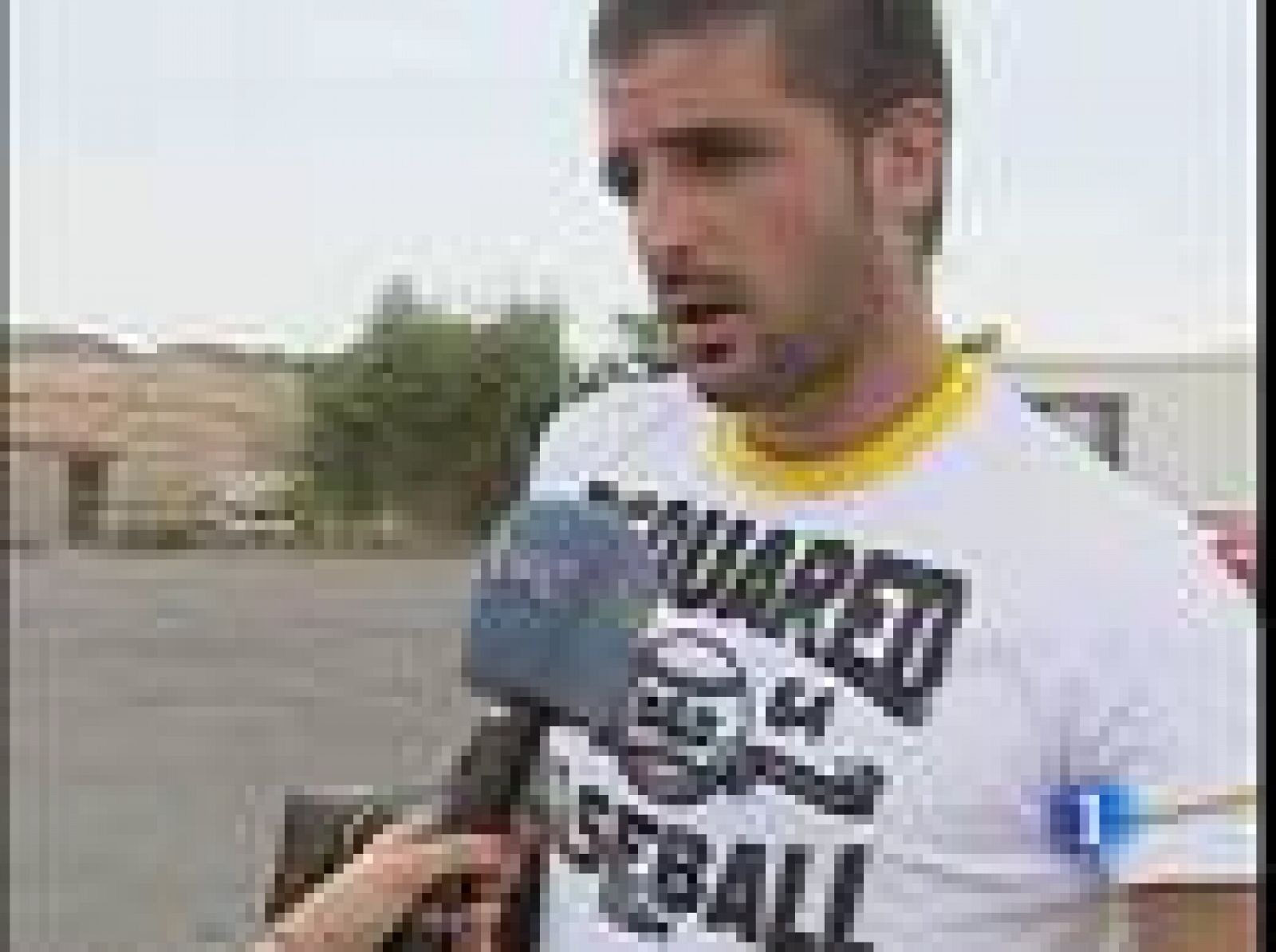 Las grabaciones en las que el máximo accionista del Hércules intentaba presuntamente la compra de partidos, no serán juzgadas, de momento, y el equipo alicantino seguirá con su plan de pretemporada.