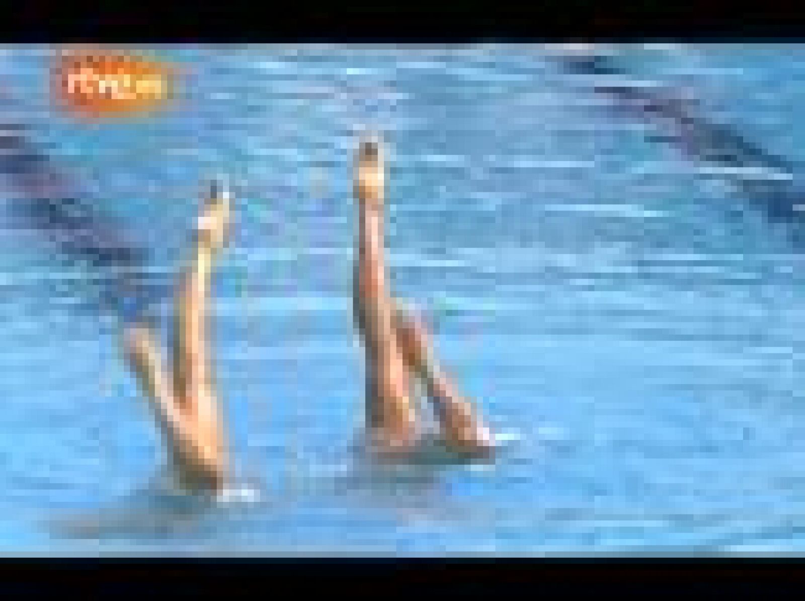  La nueva pareja española en el ejercicio de dúo, Andrea Fuentes y Ona Carbonell, se situó en la segunda plaza de la competición en el ejercicio técnico tras las rusas Natalia Ischenko y Svetlana Romashina. Las ucranianas Daria Iushko y Kseniya Sydorenko se clasificaron en la tercera plaza.