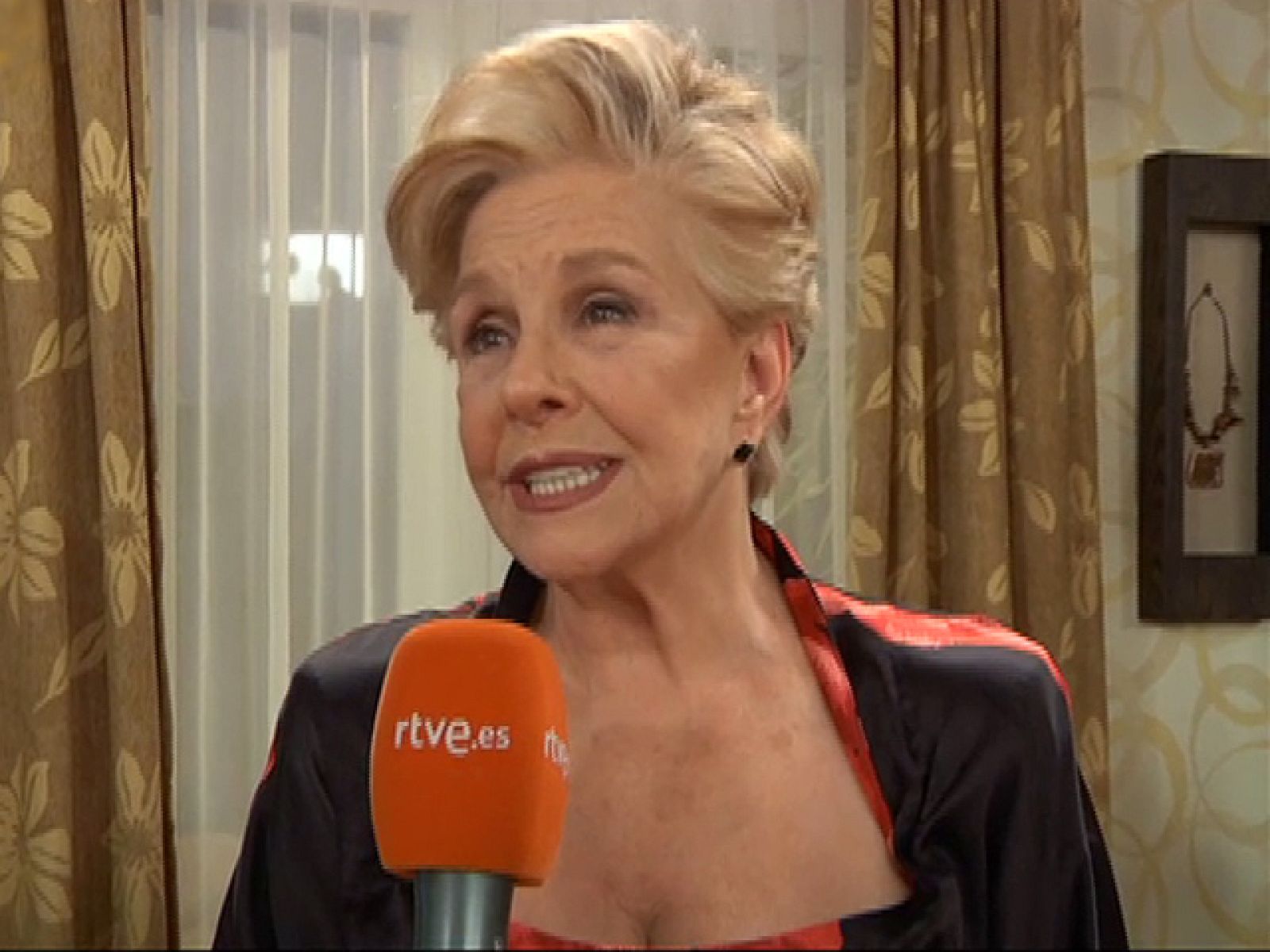 Las chicas de oro - Lola Herrera: "Los jóvenes se lo van a pasar genial con 'Las chicas de oro'" - Las chicas de oro | Ver