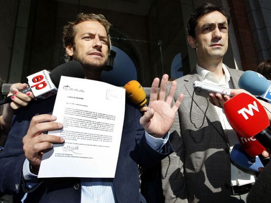  - Los controladores y AENA negocian