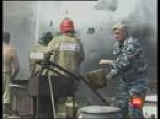  - Moscú cubierta por el humo