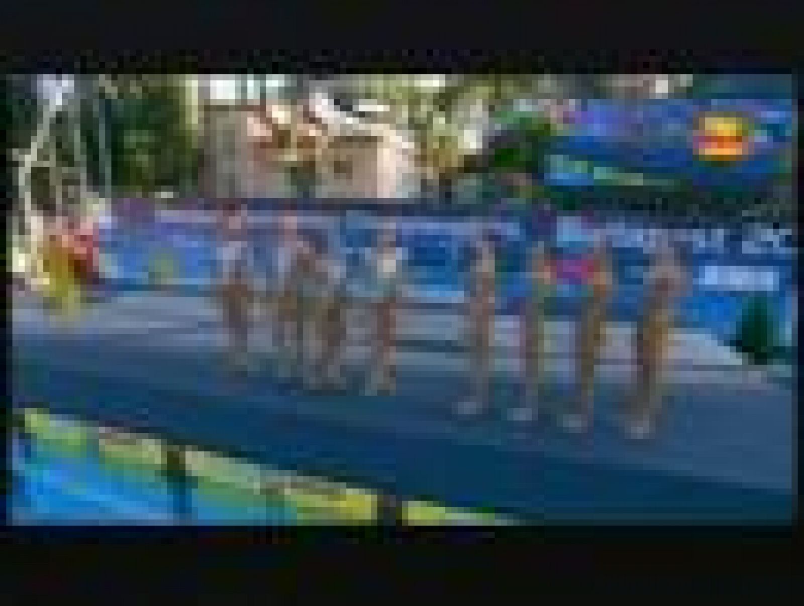 Rusia ha subido a lo más alto del podio en la final por equipos de natación sincronizada.