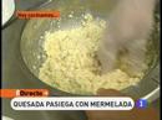 Quesada pasiega con mermelada