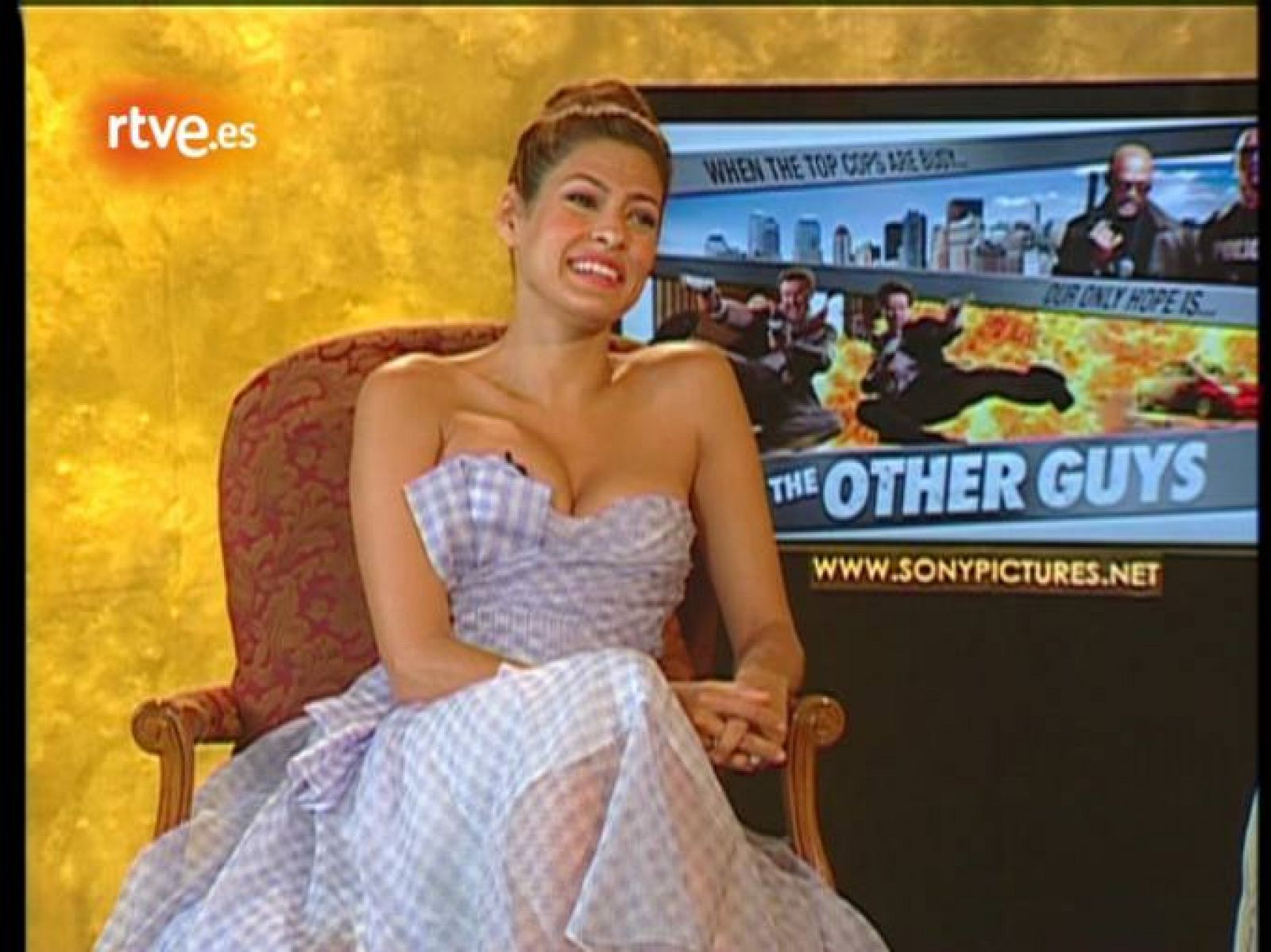 Eva Mendes: "Hace diez años leía guiones y decía... qué clase de papel es éste para una latina" | Ver