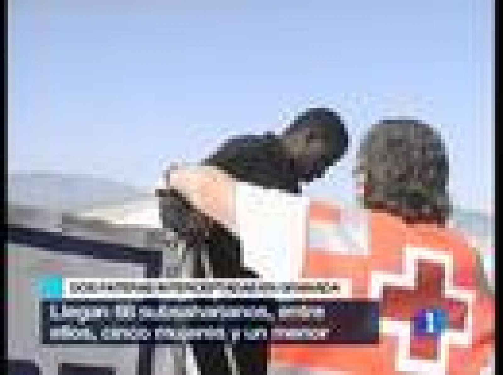 Salvamento Marítimo intercepta dos pateras con 68 inmigrantes de origen subsahariano a bordo | Ver