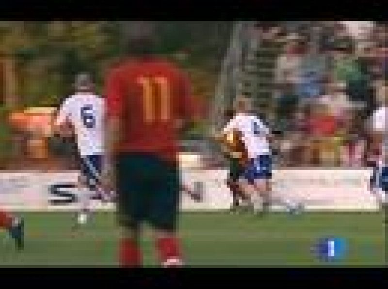  La selección española sub-21 se ha complicado la vida en su intento de clasificarse para la fase final del Europeo 2011 que se jugará en Dinamarca tras empatar (1-1) ante Finlandia tras encontrarse enfrente un espectacular portero, Lukas Hradecky, q