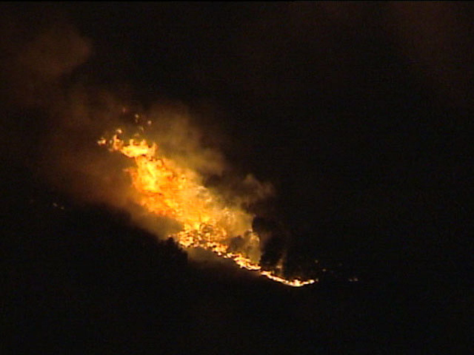 Incendio de Falces, controlado