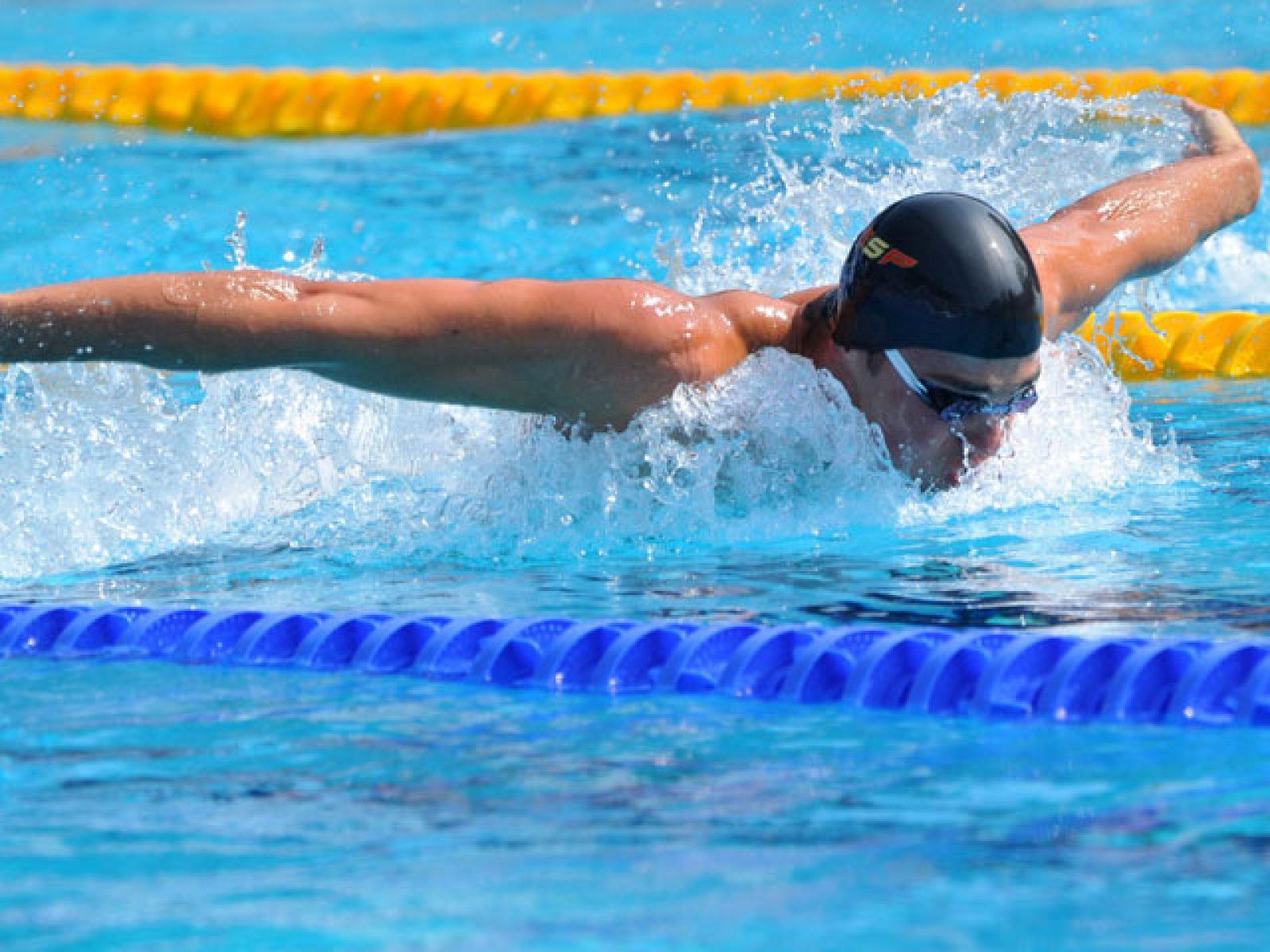 Muñoz, fuera de los 100 mariposa en Budapest