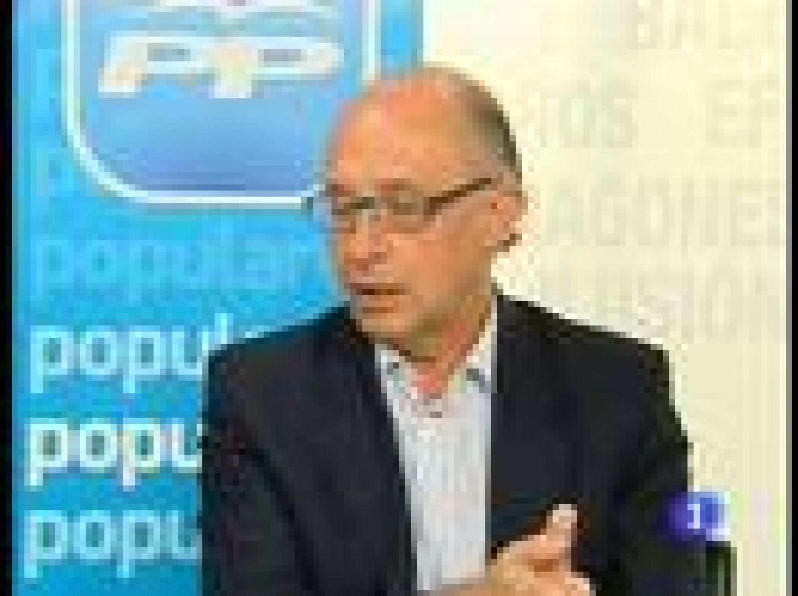 Blanco dice que los impuestos españoles son "muy bajos" y plantea subirlos | Ver