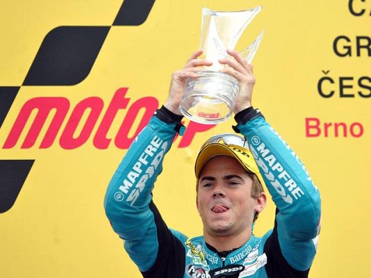  - Nuevo triplete español en 125cc