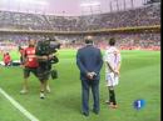  - El Sevilla, cerca del primer título