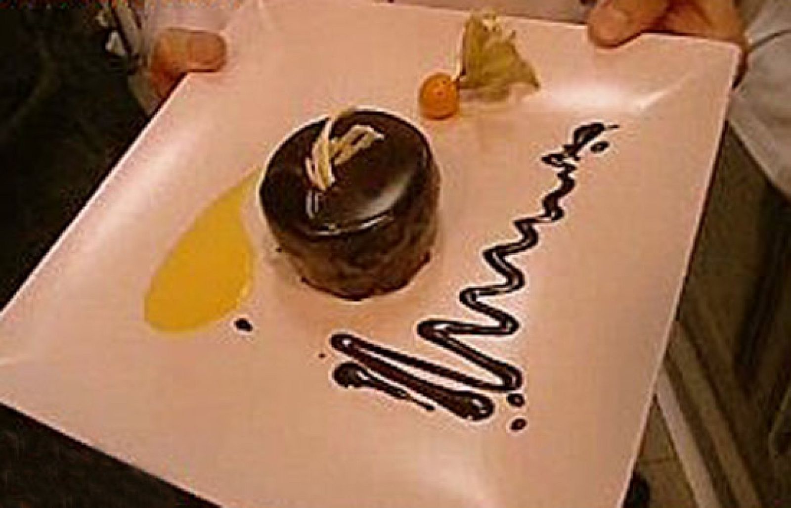 España Directo - Bizcocho con trufa - RTVE Cocina | Ver