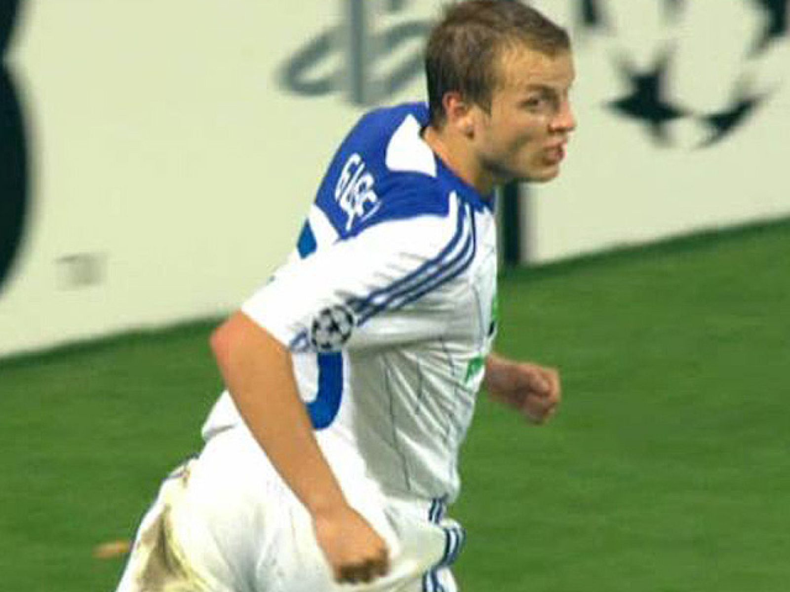 El jugadro del Dinamo de Kiev, Gusev, logró el gol del empate del Dinamo de Kiev ante el Ajax en el partido de ida de la previa de la Champions.