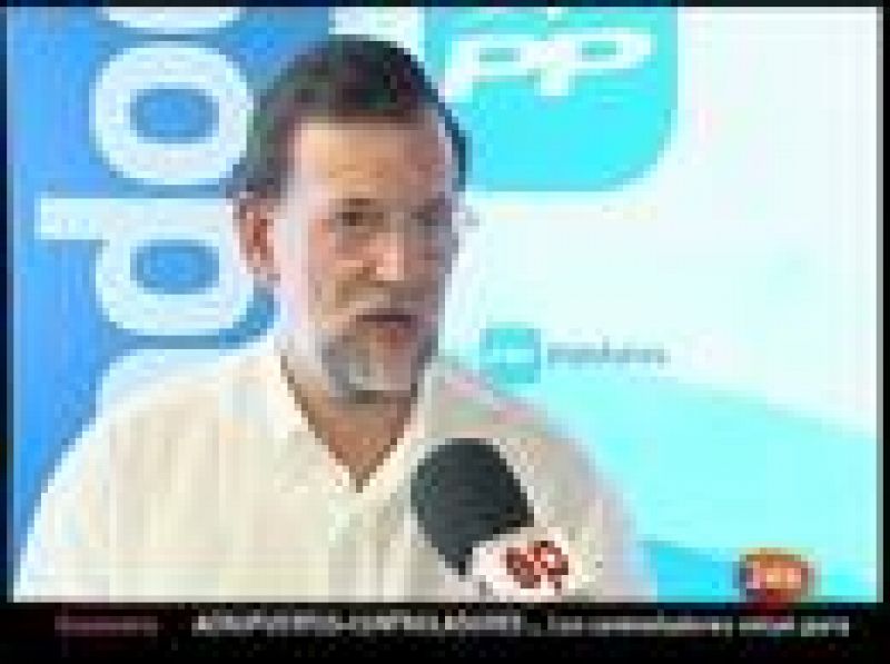  Rajoy: "El Gobierno de Zapatero es débil en Melilla"
