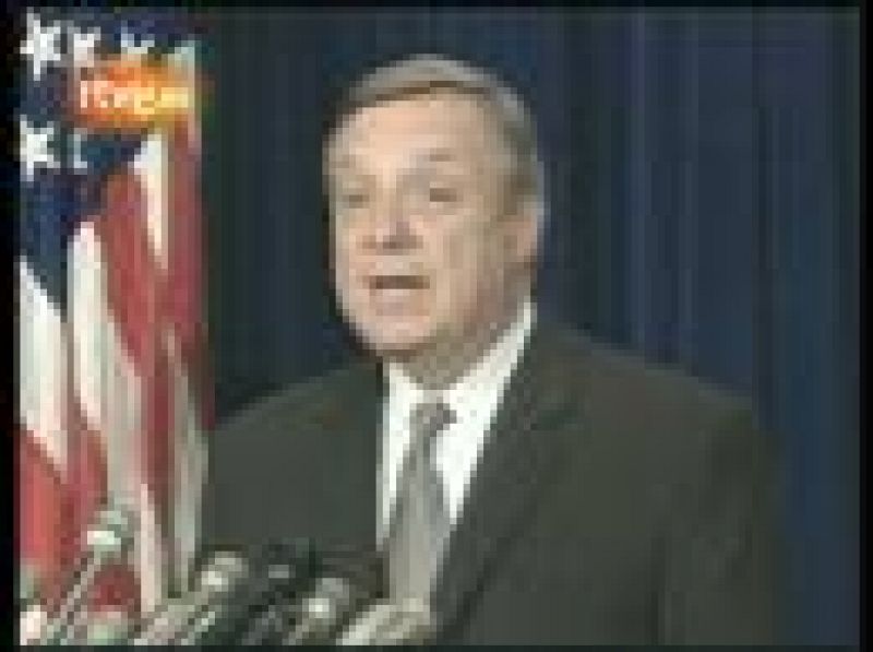 En enero de 2007 el presidente de EE.UU. George W. Bush cambia de estrategia y de tono sobre la guerra de Irak. Anuncia que envía 20.000 soldados más pero ya no habla de quedarse en Irak hasta la victoria.