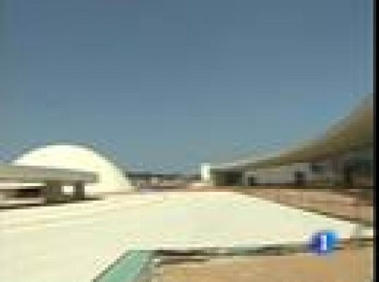  - Centro Niemeyer de Avilés