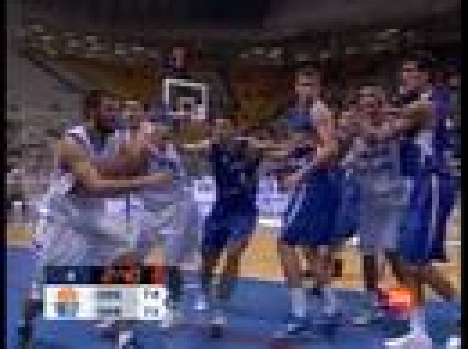 Baloncesto en RTVE: Serbia y Grecia terminan a tortas | RTVE Play