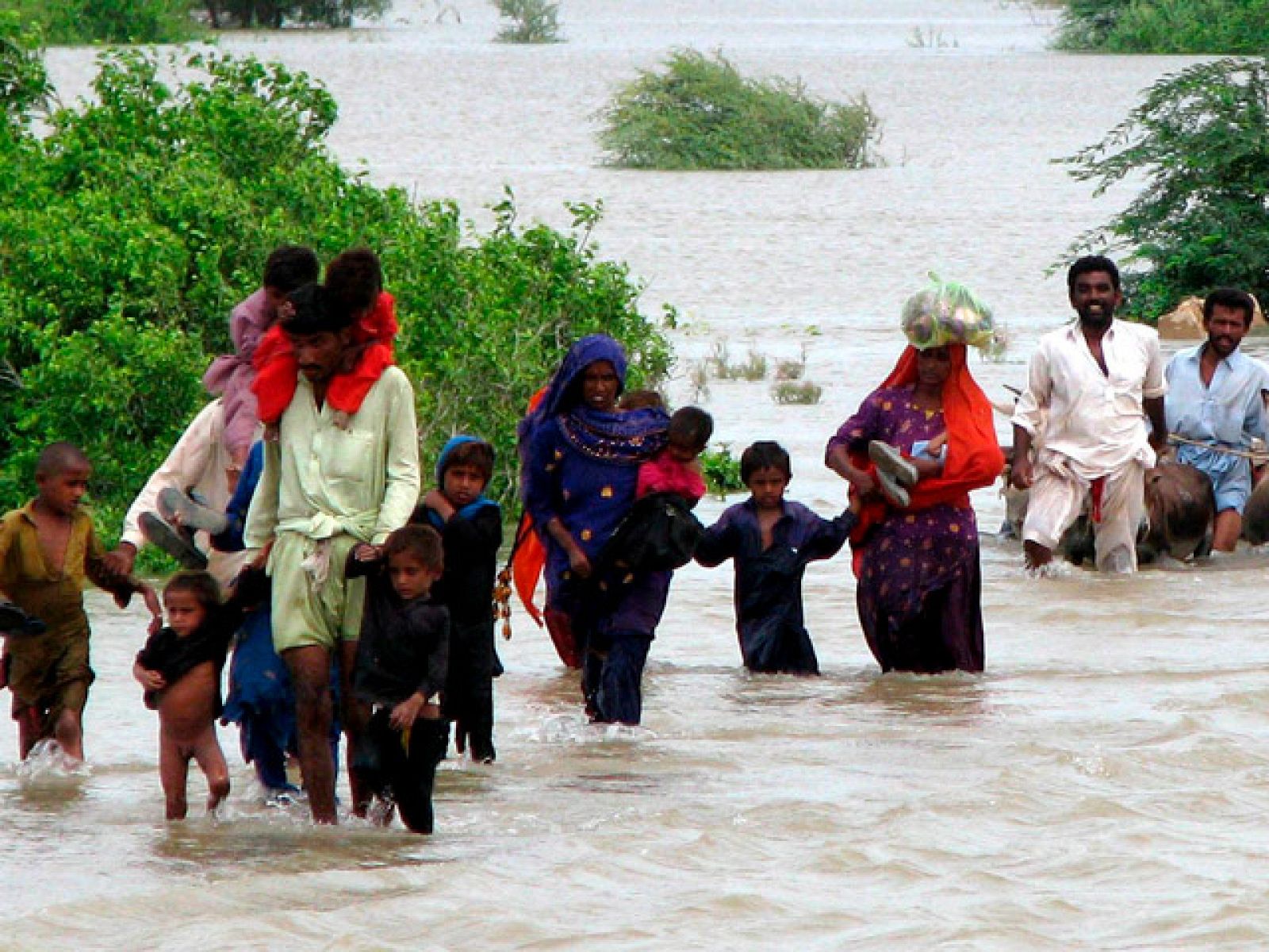 El país está devastado por las inundaciones y tendrá que enfrentarse a enormes necesidades durante años.