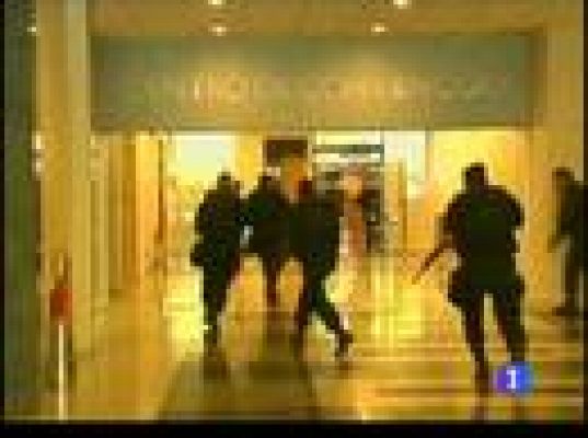  - Asalto en un hotel con rehenes
