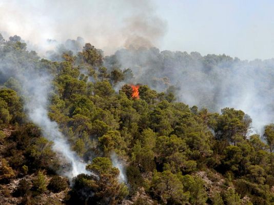  - El incendio de Ibiza, sin control