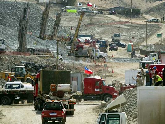  - Rescate de mineros llevará meses