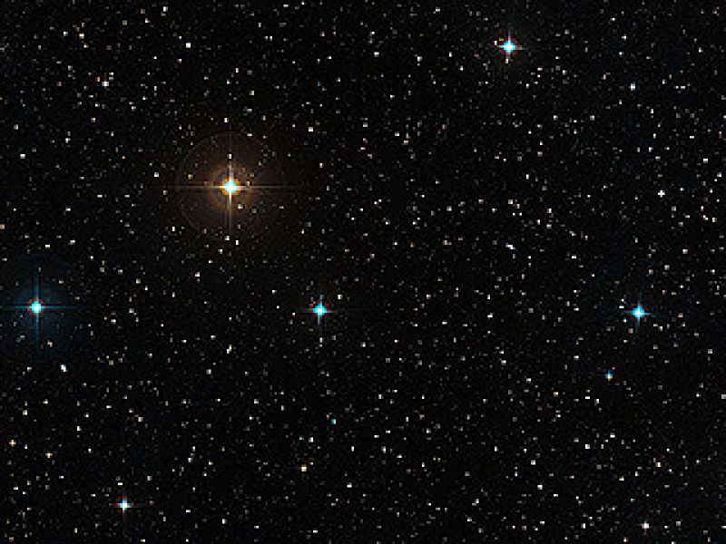 La estrella similar al Sol HD 10180 se encuentra ubicada a 127 años luz de distancia, en la constelación austral de Hydrus. La importancia del descubrimiento de la Agencia Observatorio Europeo Astral (ESO) radica en que podría ayudar a los astrónomos