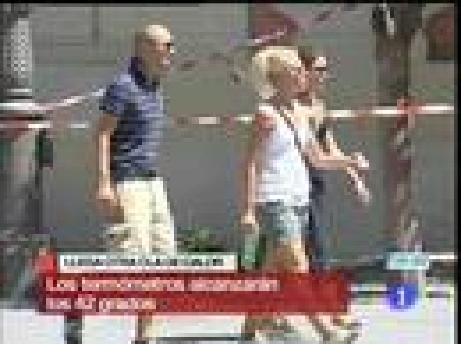 Telediario matinal en cuatro minutos - 25/08/10 | Ver