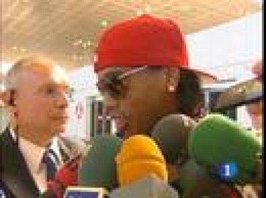  - Ronaldinho regresa a Barcelona
