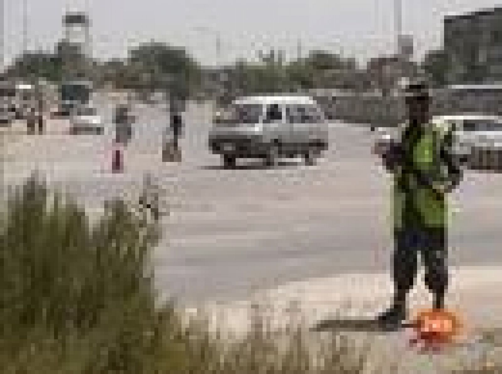 Los restos mortales con los dos guardias civiles y el traductor español llegan este jueves a España | Ver