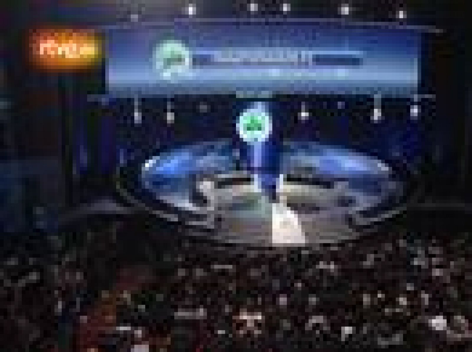 El Barcelona ha tenido suerte en el sorteo de la fase de grupos de la Champions y se enfrentará al Panathinaikos, Copenague y Rubin Kazan. Por su parte el Real Madrid lo tendrá más complicado, ya que se enfrentará a Ajax, Milan y Auxerre, mientras qu