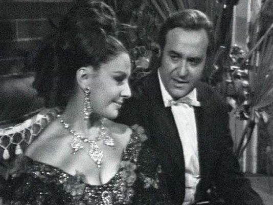 Estudio 1 - Un marido ideal