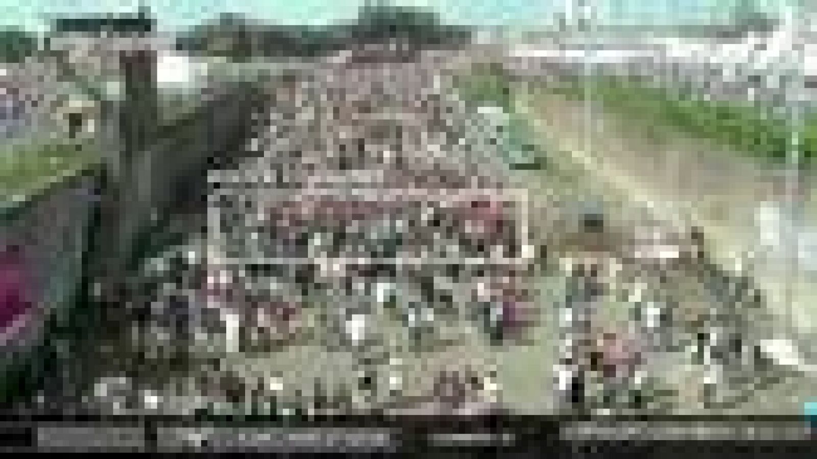 Bajo el título "Película documental",  la web de la Loveparade ha colgado este lunes 22 horas de vídeo grabadas durante la catástrofe que condujo a la muerte de 21 jóvenes y heridas a otros 500 durante una avalancha humana