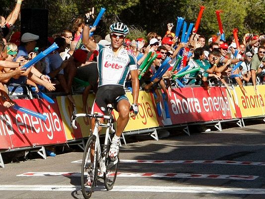 Vuelta ciclista a España - Gilbert de rojo en Gibralfaro