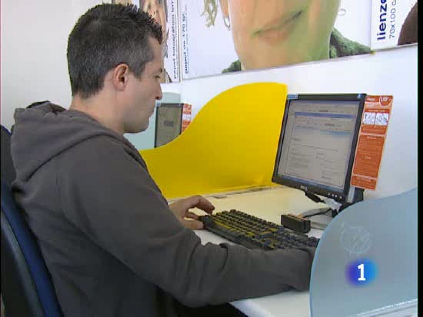 Los internautas se han puesto en alerta después de que Telefónica haya sugerido que pague más el que más volumen de datos se descarga en internet.