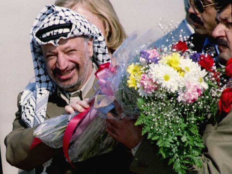 Arafat pisa Washington tras 24 años de prohibición.