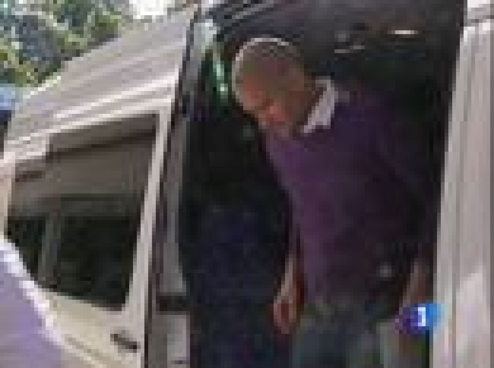 Jornada de trabajo sin el 'jefe' | Ver