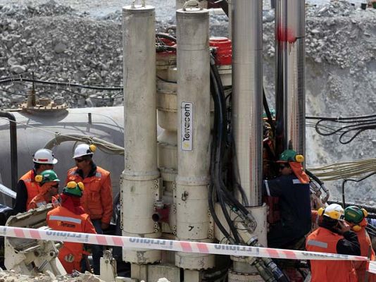  - Se reanudan trabajos de rescate