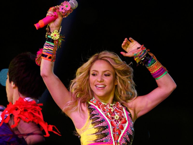 Shakira estrena single "Loca"
