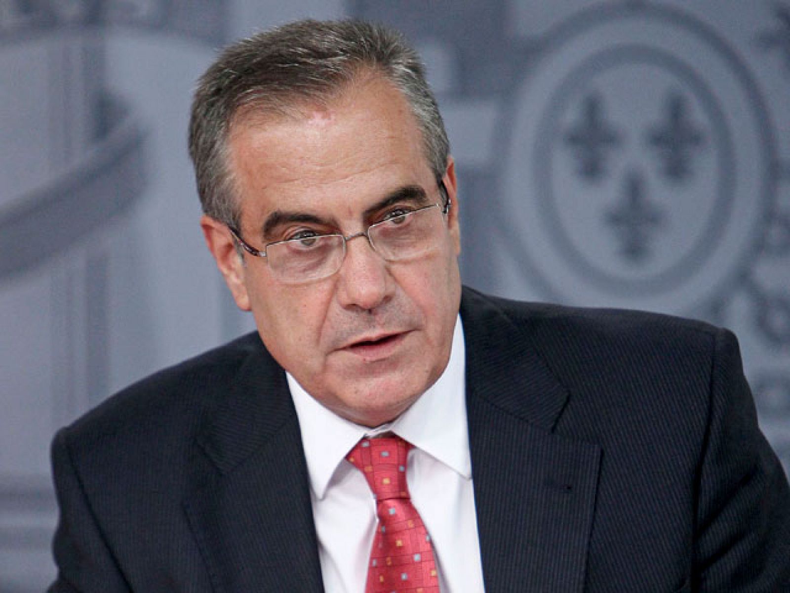 Corbacho deja la cartera de Trabajo | Ver