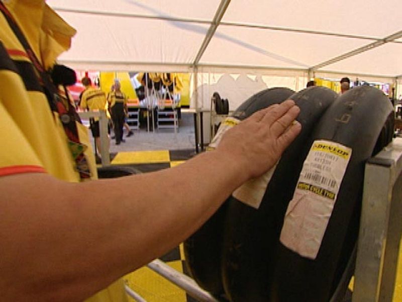 Conoce los tres tipos de neumáticos de 125cc y cuáles utilizan los pilotos.