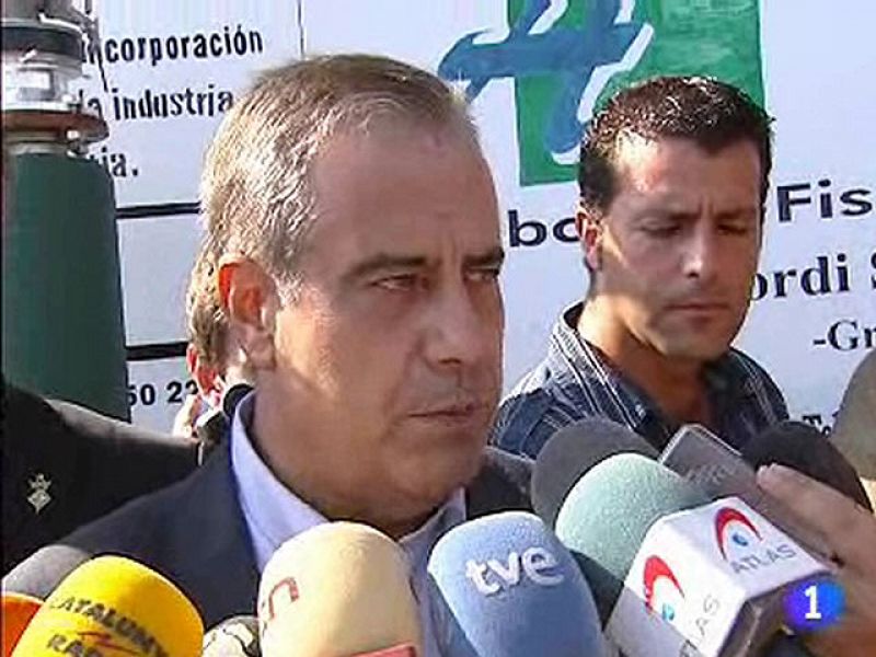 El ministro de Empleo, Celestino Corbacho, ha pedido prudencia ante el anuncio de alto el fuego de ETA.