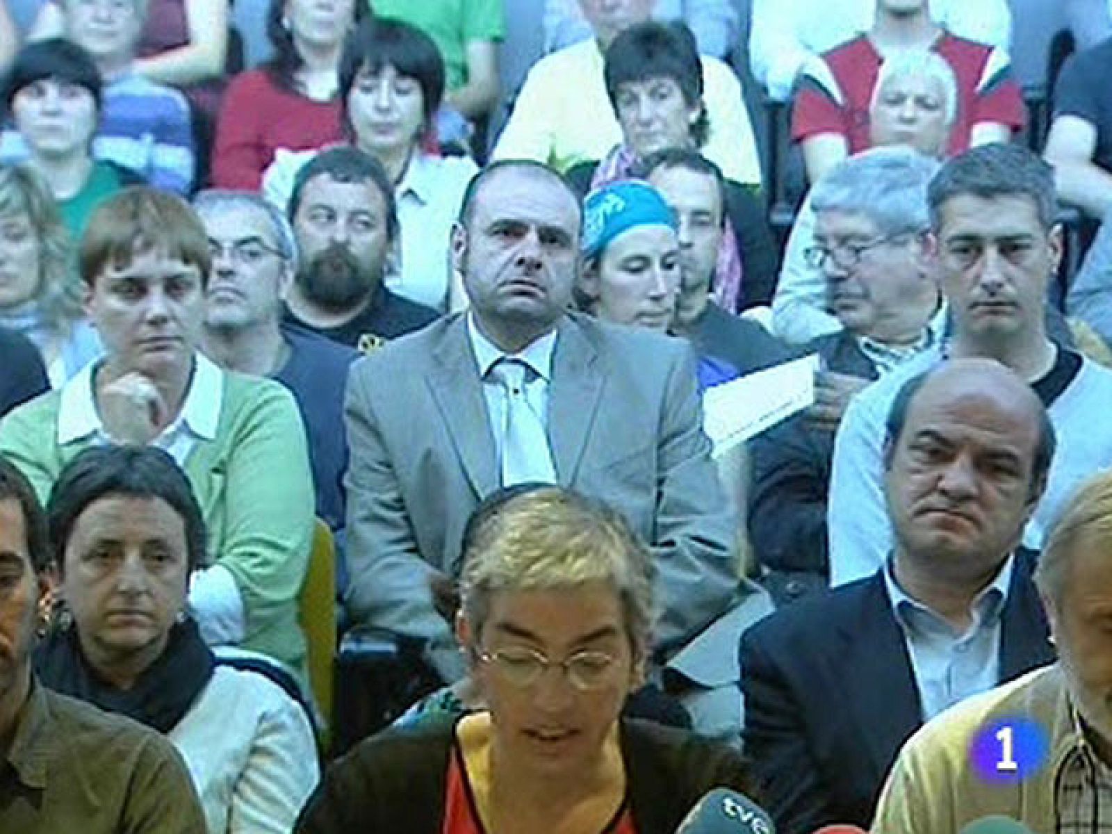 La izquierda abertzale ha acusado la acción de la justicia por sus vinculaciones con ETA. 