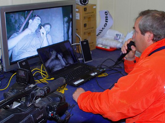  - Mineros en videoconferencia