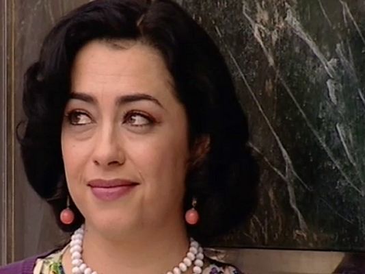 Amar en tiempos revueltos - La gran familia del Teatro