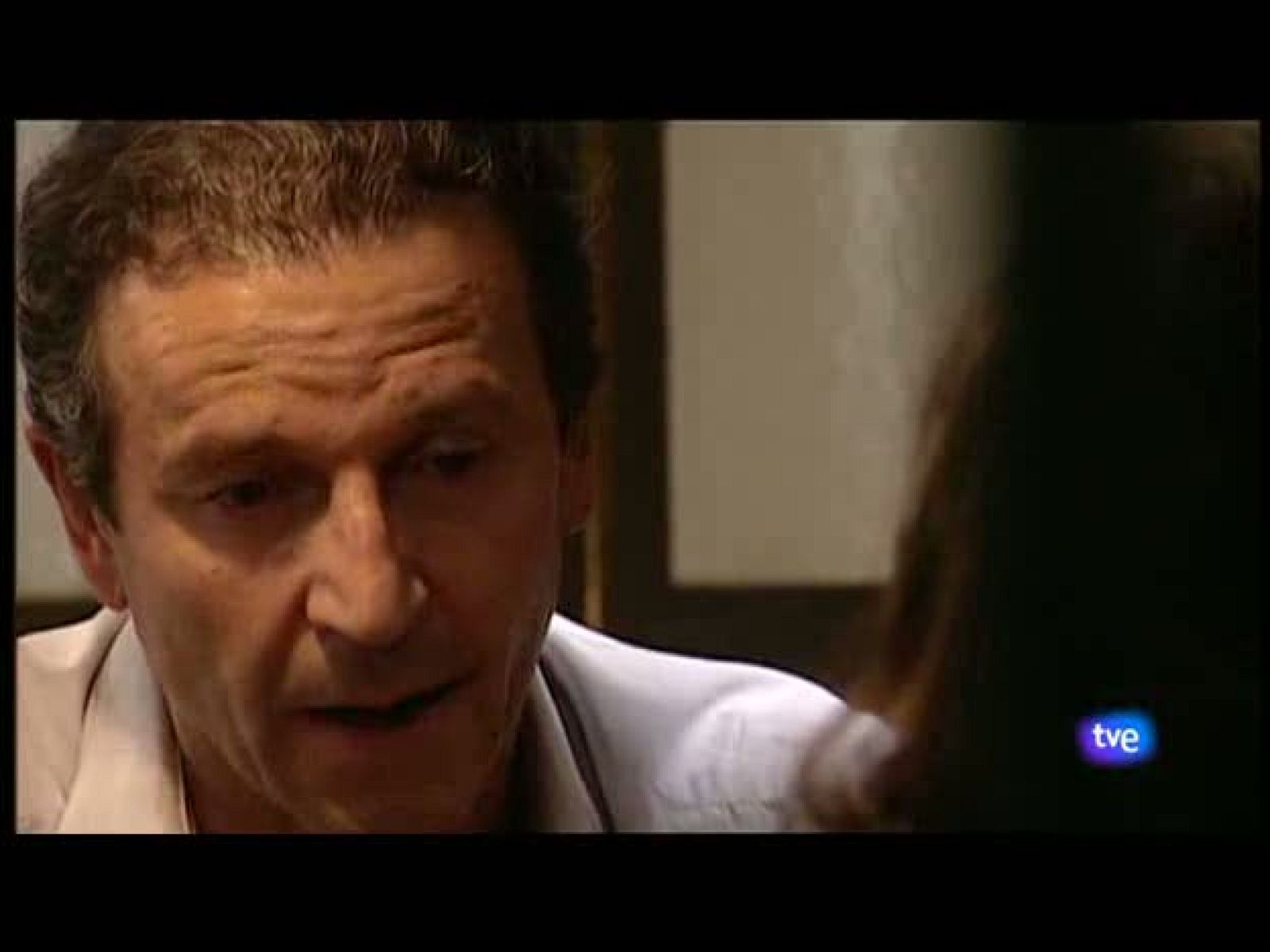 Amar en tiempos revueltos - Cap. 1