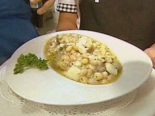 RTVE Cocina - Pochas con almejas y gambas