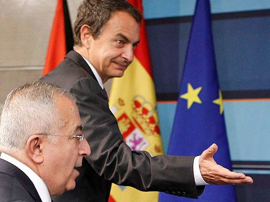 Zapatero descata legalizar Batasuna