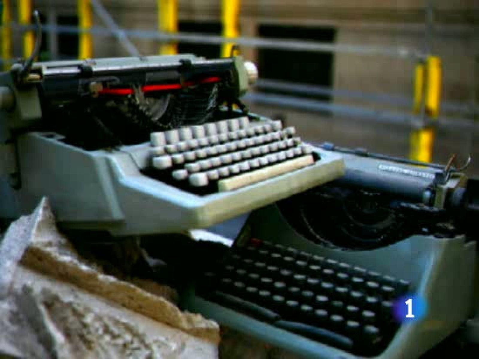 Concurso de fotografía 'Cosas de 2' de RTVE.es para la Noche en Blanco | Ver