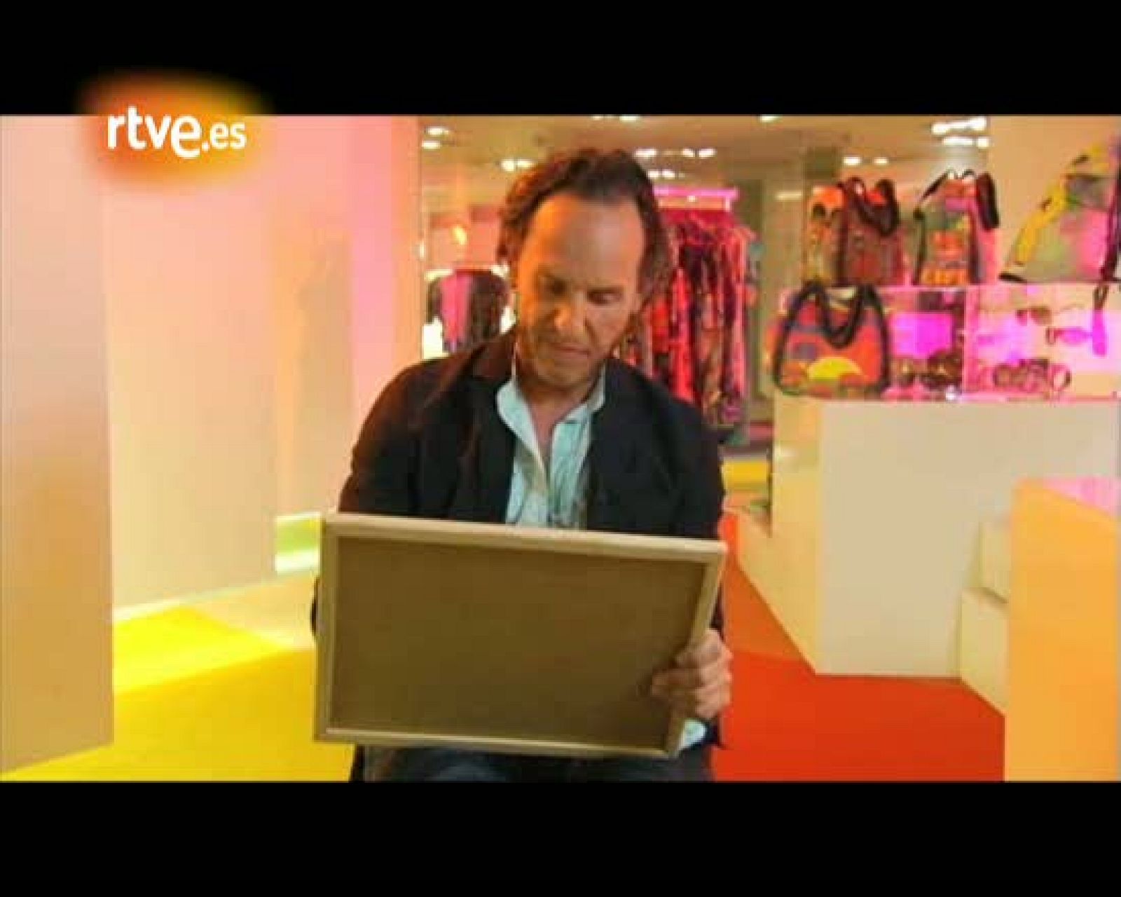 La huella de Félix - Custo Dalmau - La huella de Félix | Ver